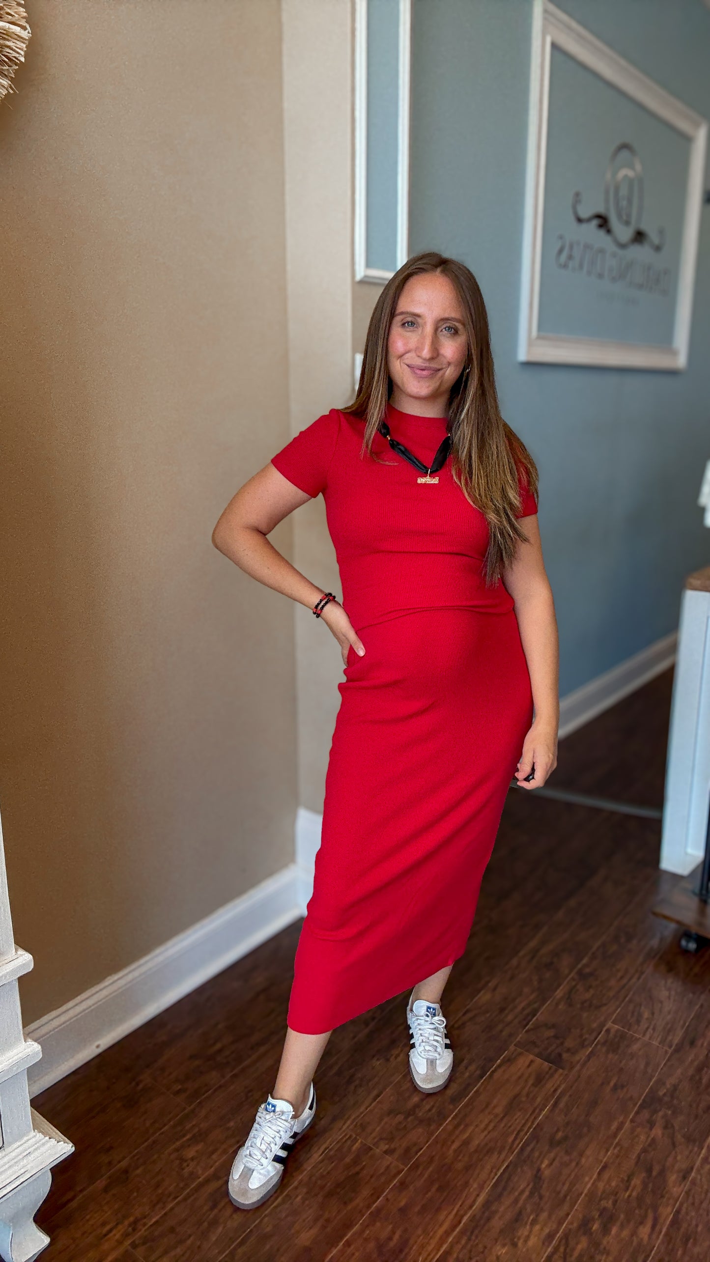 Red Ribbed Tate Shirt