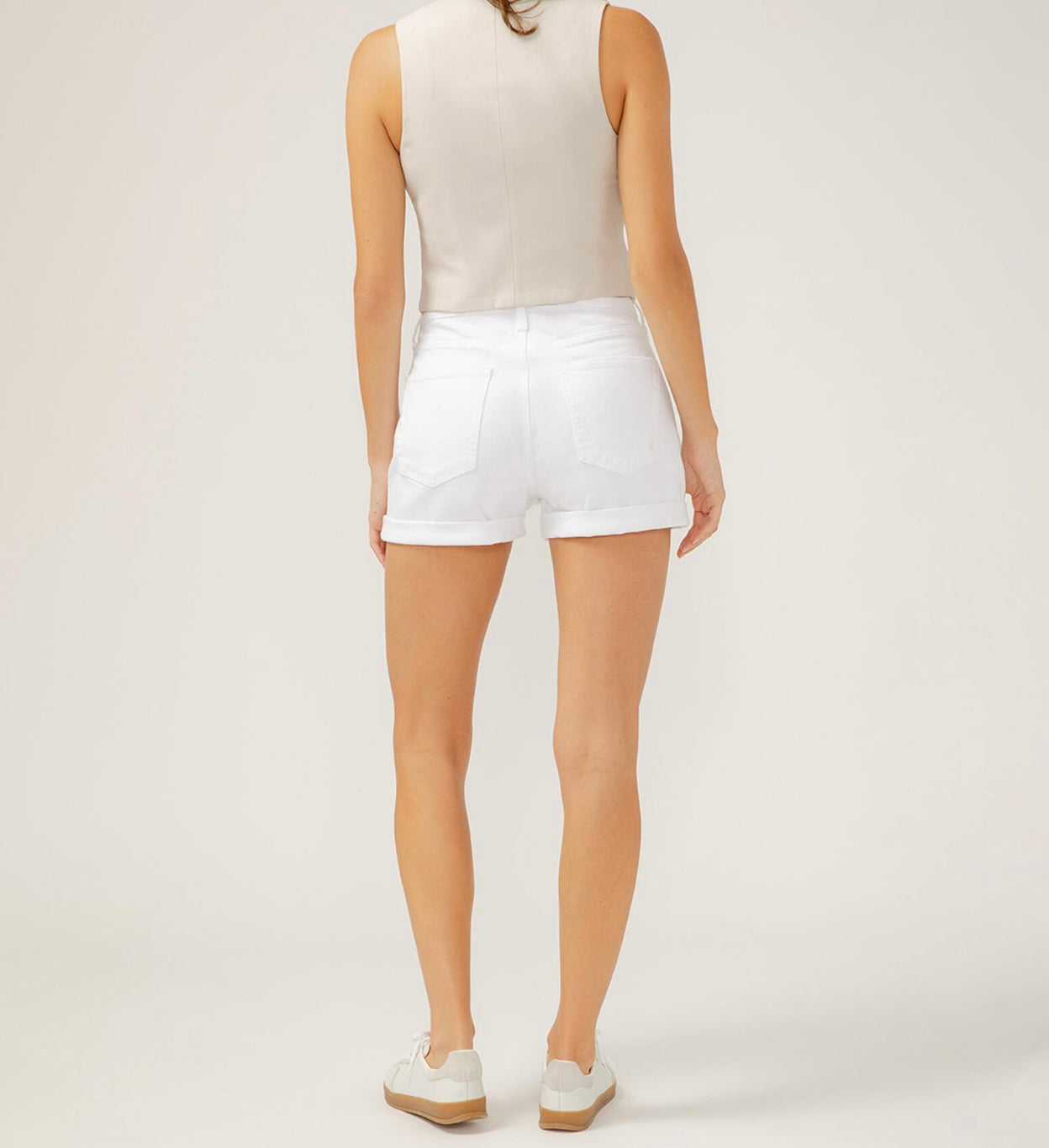 White Relaxed Boyfriend Short