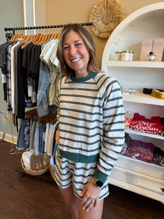 Resort Stripe Shorts