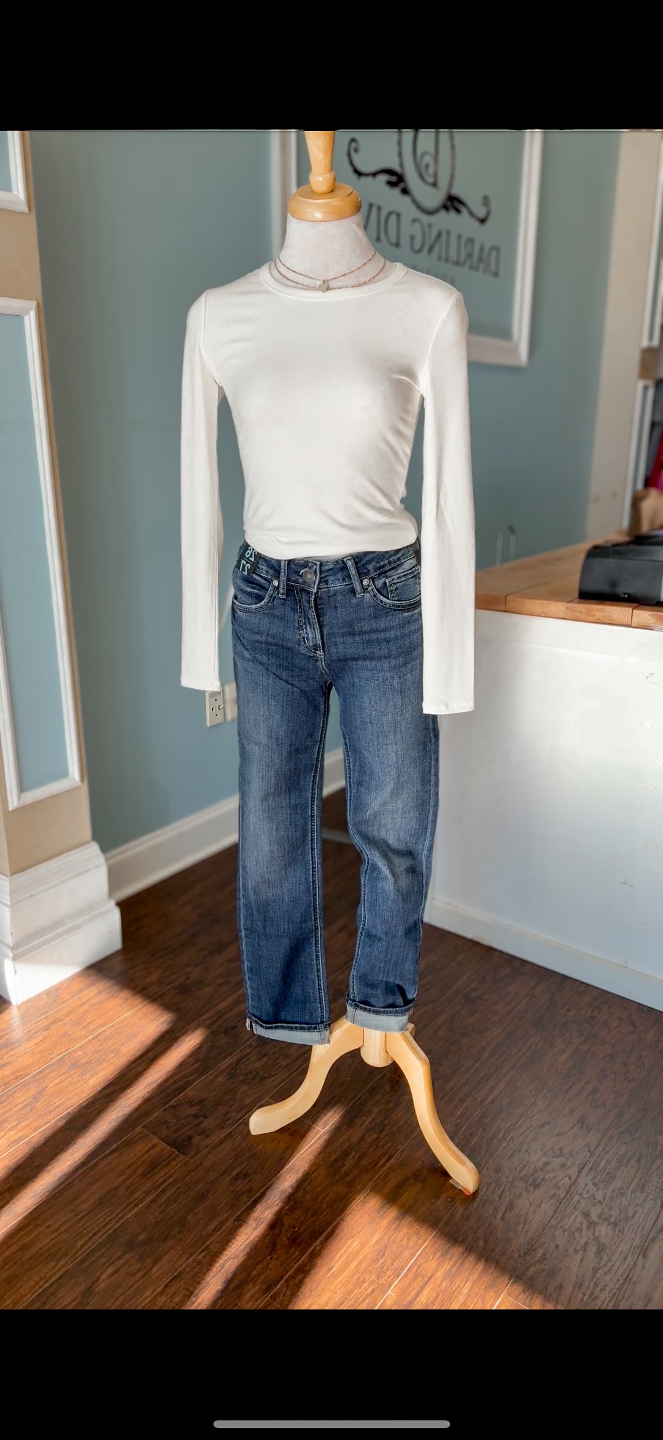 Isles Suki Straight Jean