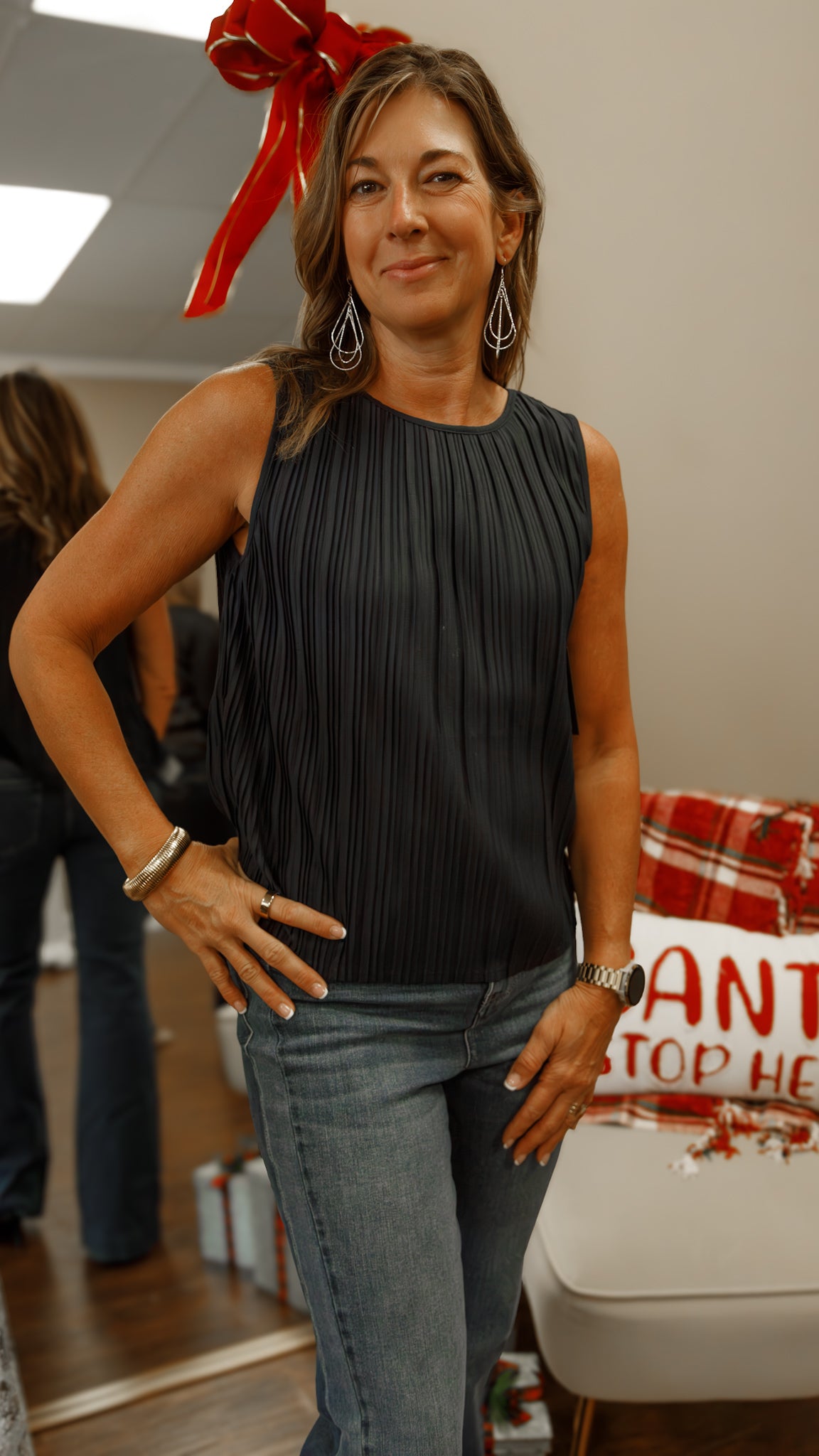 Dark Navy Sleeveless Pleated Top