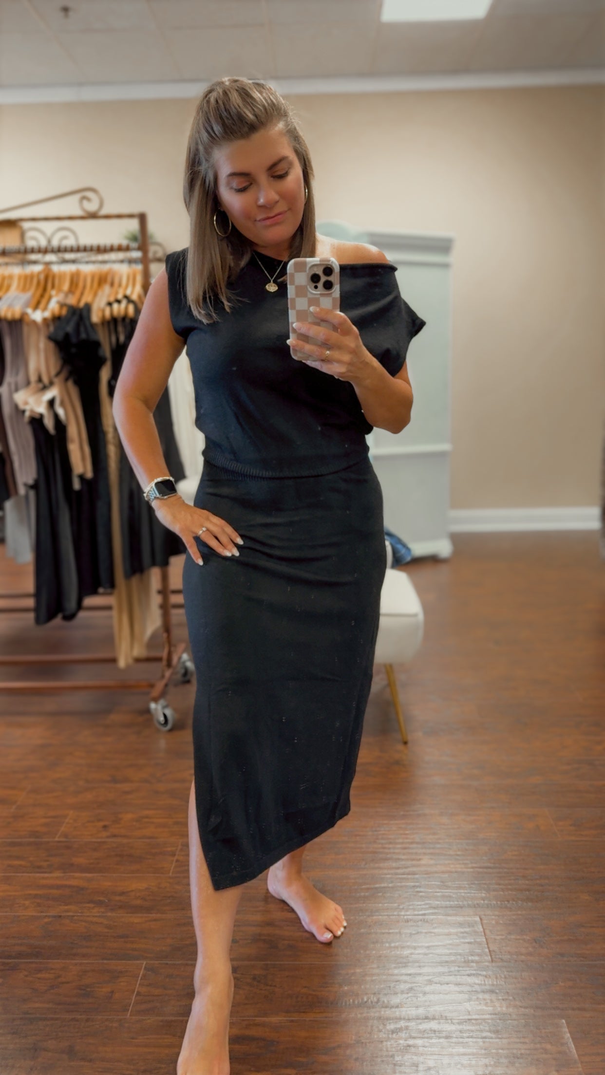 Black Sleeveless Sweater Dress